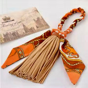 TWILLY TASSEL- TAN