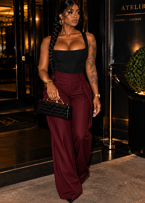 THE PRIVATE ACCESS CLUTCH