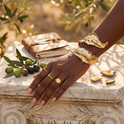 GAIA LEAF BRACELET - GOLD