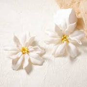 LILY EARRINGS - WHITE