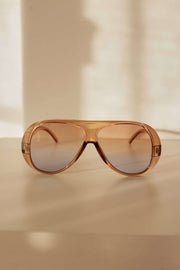THROWING SHADE AVIATORS - CHAMPAGNE