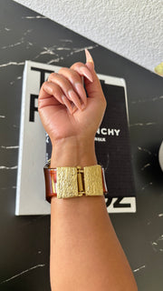 OLD MONEY BANGLE