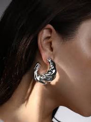 CROISSANT EARRINGS - SILVER