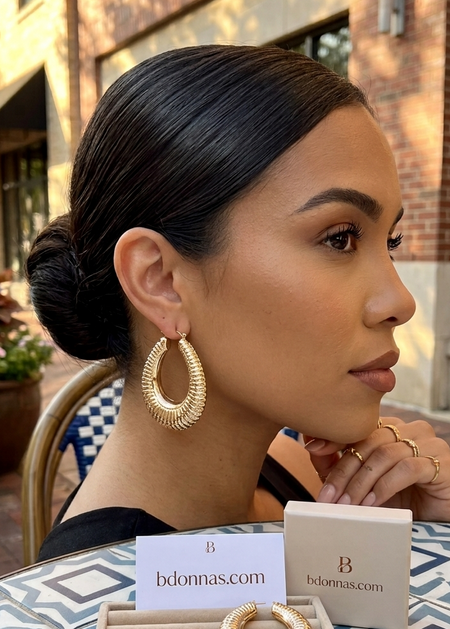 VIBE CHECK EARRINGS - GOLD
